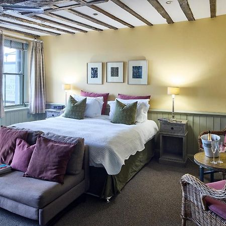 The Mistley Thorn Hotel ภายนอก รูปภาพ