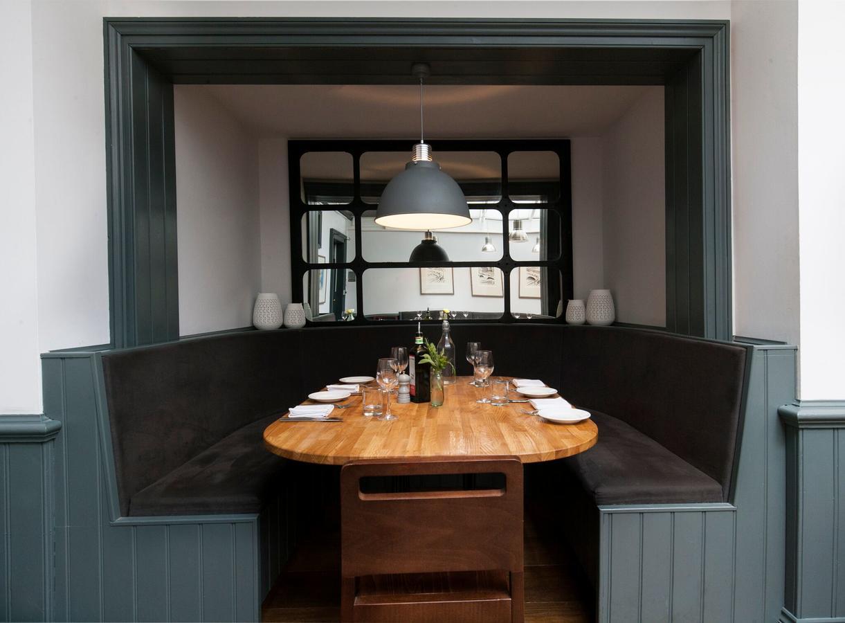 The Mistley Thorn Hotel ภายนอก รูปภาพ