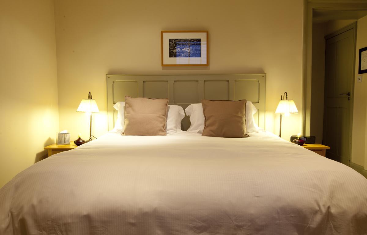 The Mistley Thorn Hotel ภายนอก รูปภาพ